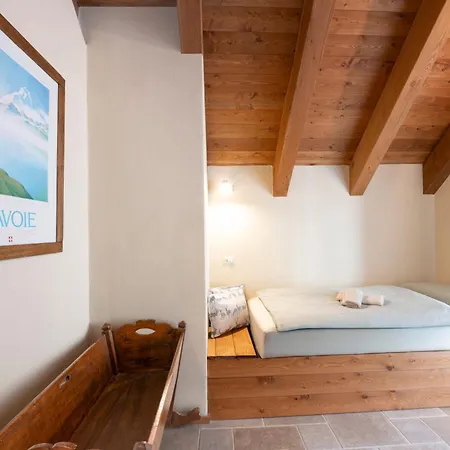 Heidi - Villaggio Dei Crodini Alpstuga *